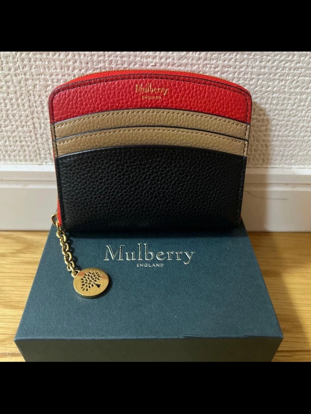 Mulberry Pebble Leather Card Wallet in Black, Red & Tan